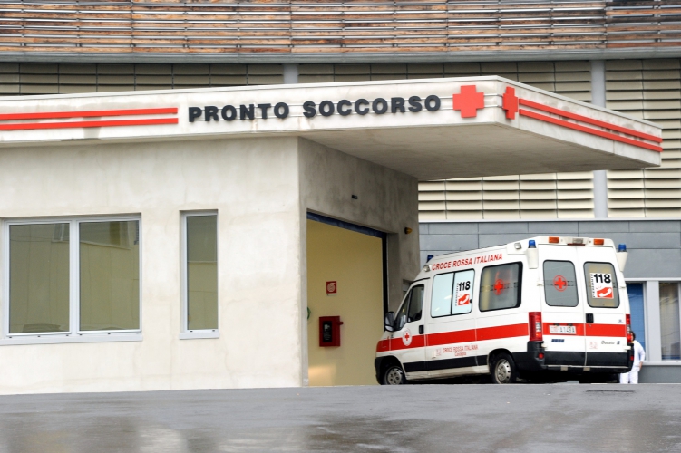 Incidente a Cossato: donna trasportata in ospedale - La Provincia di Biella