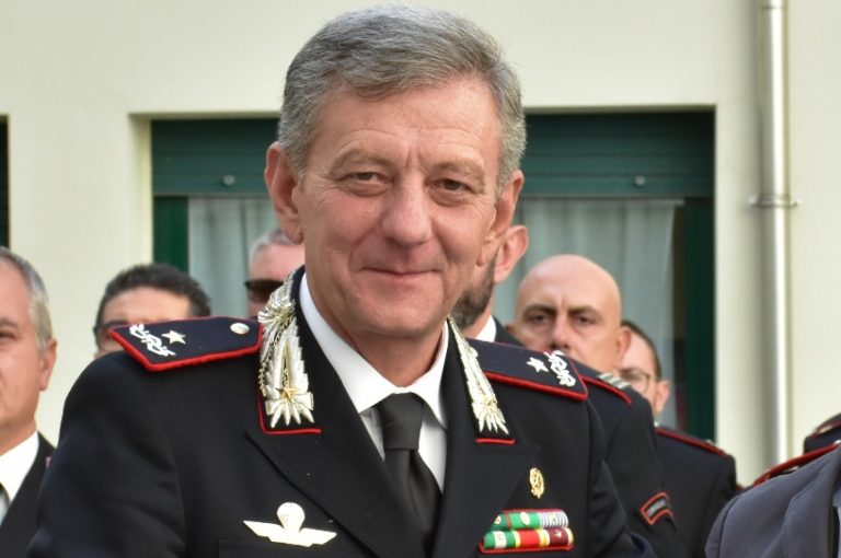 Il Generale Aldo Iacobelli In Visita Al Comando Provinciale Dei ...