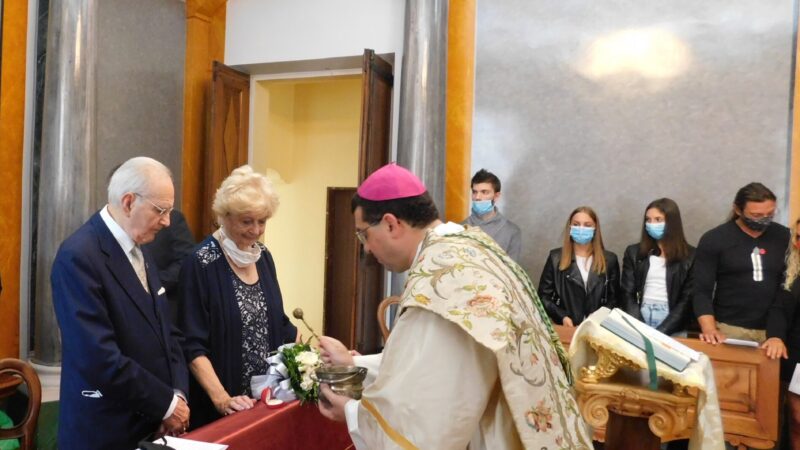 Mario Coda E Silvia Costa Sposi Da 60 Anni Con La Benedizione Di Papa Francesco