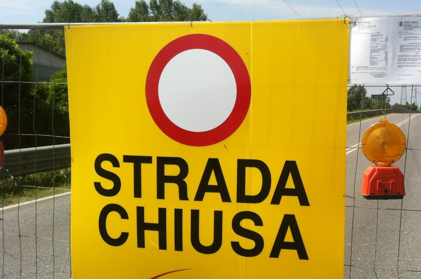 Attenzione: domani chiude la strada fra Candelo e Vigliano. Il periodo di chiusura sarà particolarmente lungo, dalle ore 8 di lunedì 23 giugno al 14 agosto
