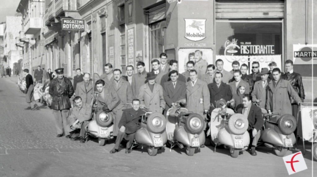 biella-invasa-dalle-vespe-per-il-70-anniversario-del-club