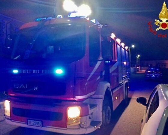 Ascensore si blocca: dodici ragazzini restano "intrappolati"