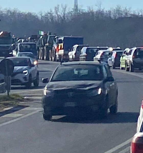 Non bastano i lavori sul ponte, anche un incidente in via Cernaia