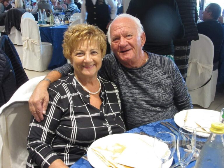 Si conoscono da 60 anni, sono sposati da 55 e si vogliono “un bene dell’anima”. A raccontare la loro storia d’amore è lei, Eliana Biasetti, 75 anni.