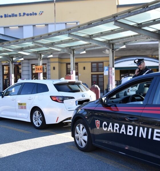 lite in stazione tra giovanissimi