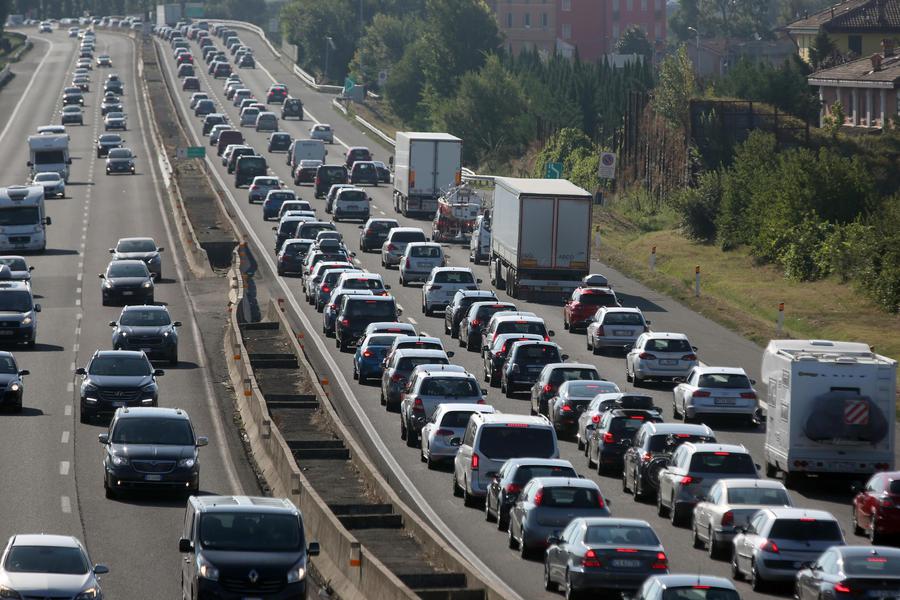 Esodo d'agosto, oggi e domani bollino nero