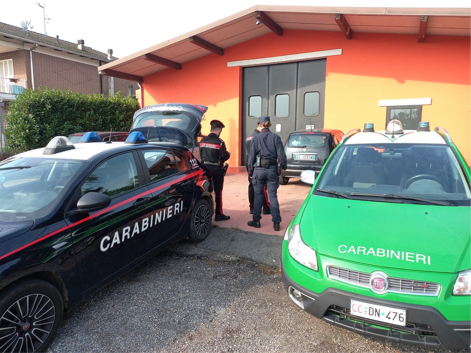 Carabinieri scoprono officina abusiva