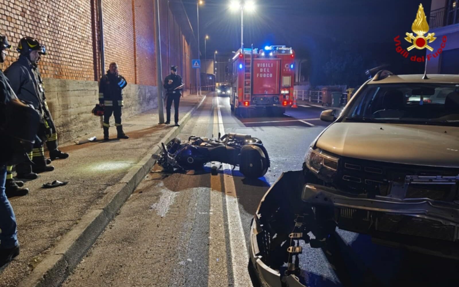 Scontro tra auto e moto a Vigliano