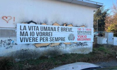 striscione di casapound