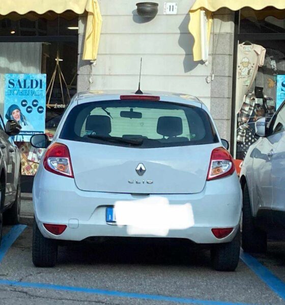 Parcheggi troppo stretti