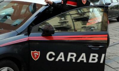 carabinieri salvano una donna