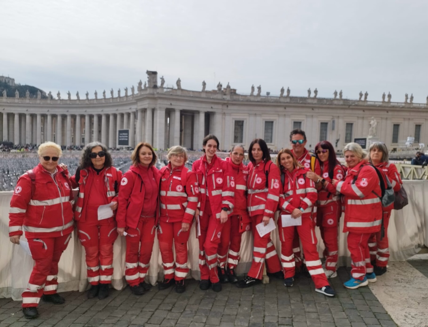 Volontari della Croce Rossa di Biella a Roma. Partecipano al Giubileo del mondo del volontariato. "Essere volontari significa esserci sempre, aiutare e ascoltare".