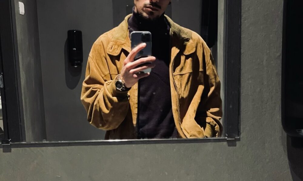 Schianto tra moto e auto