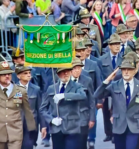 L'attesa è finita: è il grande momento di Biella nella sfilata - VIDEO