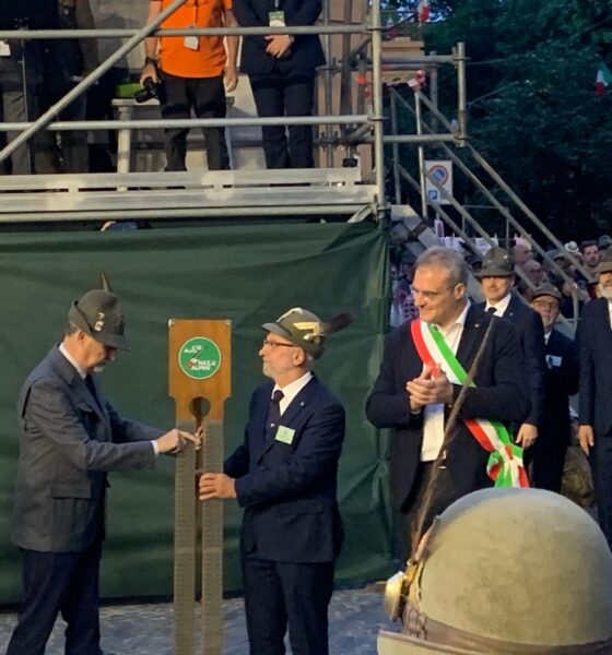 Adunata alpini, arrivederci a Genova