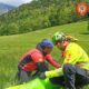 Precipita con il parapendio: soccorsa con l'eliambulanza