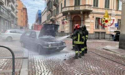 auto prende fuoco