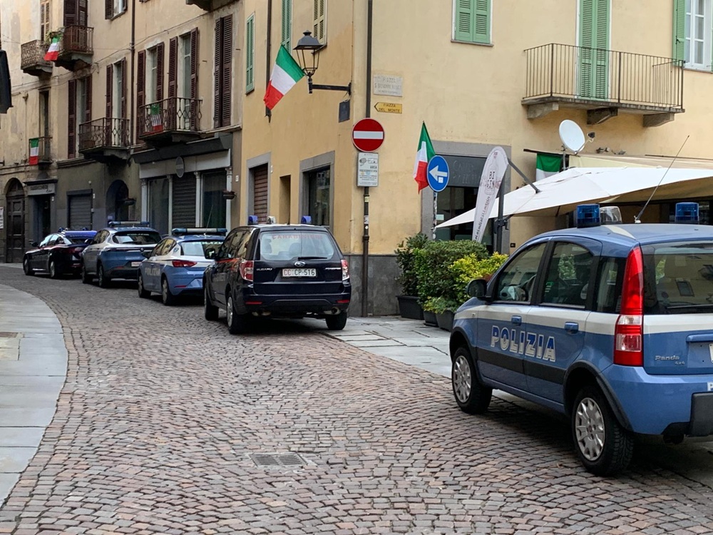 rissa in centro a biella
