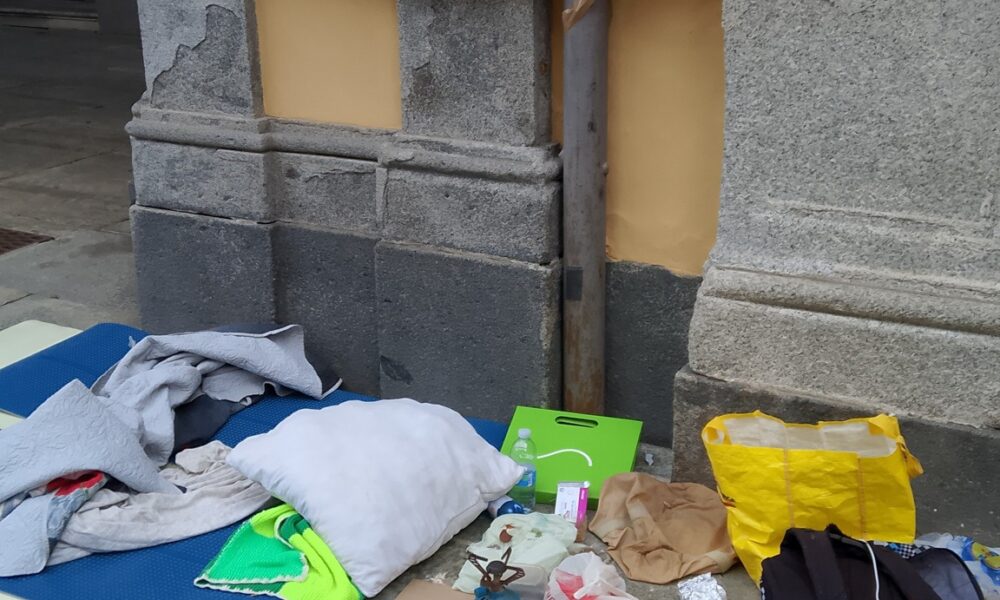 donna incinta senza casa