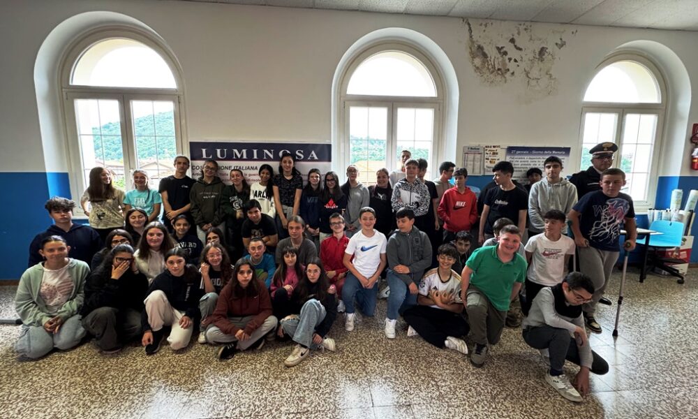 I carabinieri nelle scuole per parlare di legalità. L'iniziativa mira a diffondere tra la popolazione, soprattutto i giovani, il rispetto delle leggi