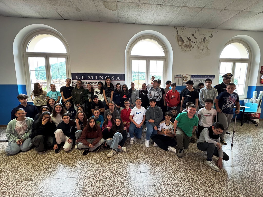 I carabinieri nelle scuole per parlare di legalità. L'iniziativa mira a diffondere tra la popolazione, soprattutto i giovani, il rispetto delle leggi
