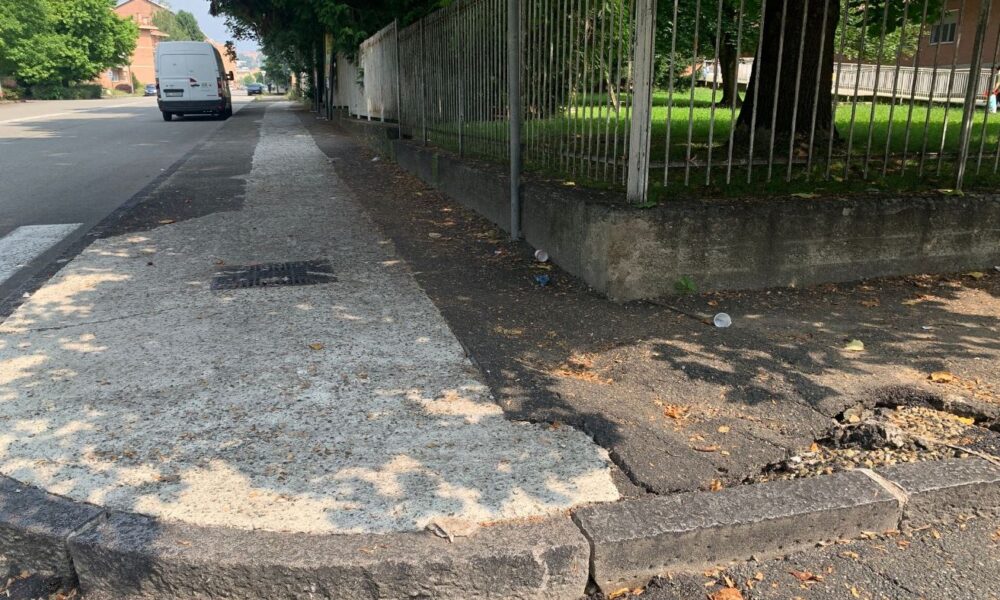 Villaggio Lamarmora, il PD interroga sui marciapiedi disastrati