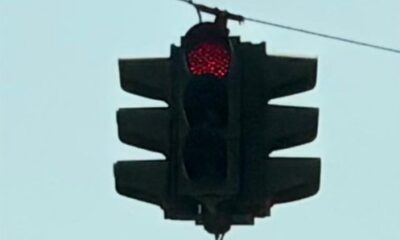 «Vetri sporchi nei semafori, con il sole non si vede nulla»