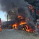 Rogo devasta una cascina: in fiamme le rotoballe di fieno