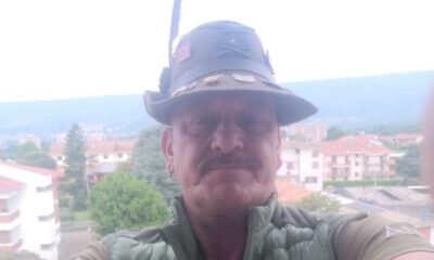 Si schianta con la moto contro il guard rail