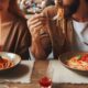 scappano dal ristorante