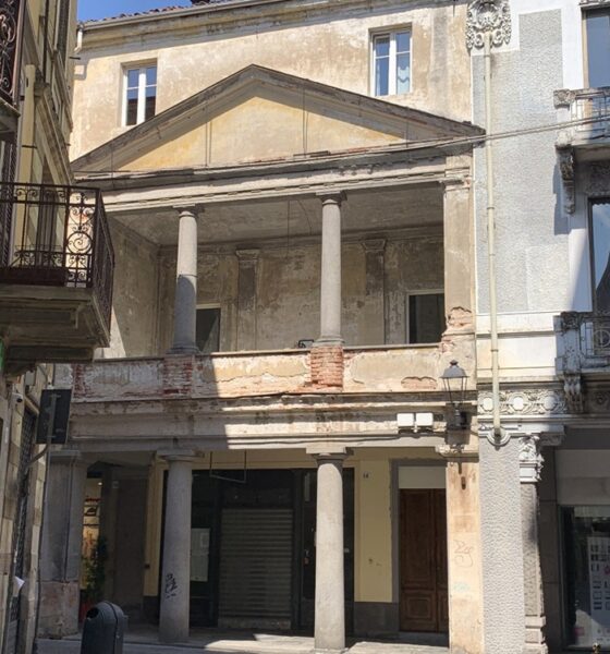e si chiamò villani