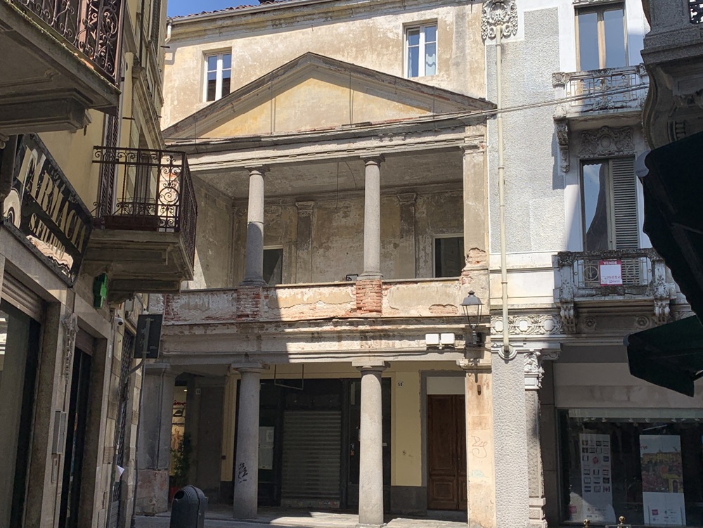e si chiamò villani