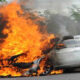 auto in fiamme