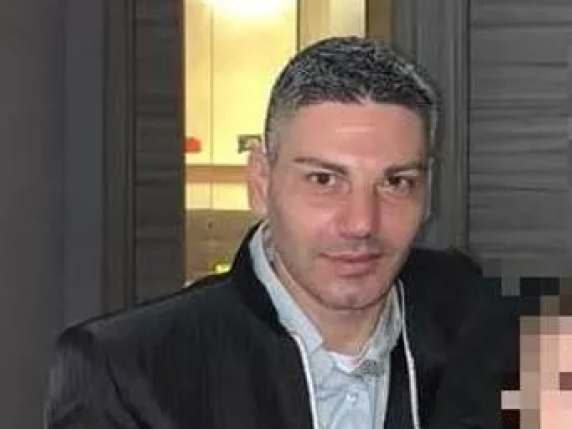 Muore soffocato da un panettone durante il pranzo di Natale