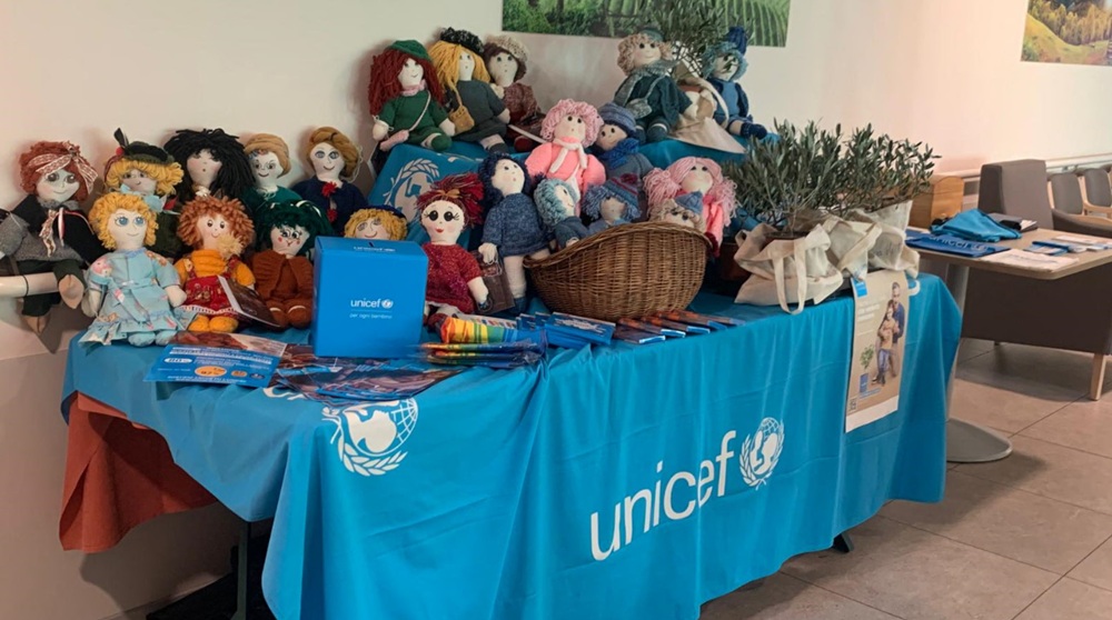 e' ora di regalare una pigotta di natale