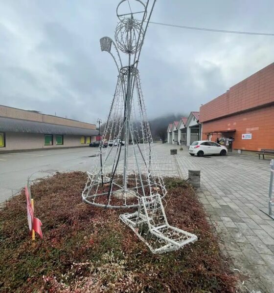 vandalizzato l'angelo installato dalla pro loco