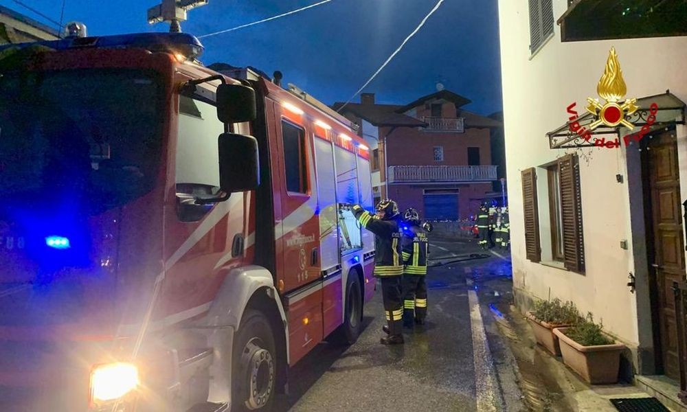 incendio scantinato donna bambino