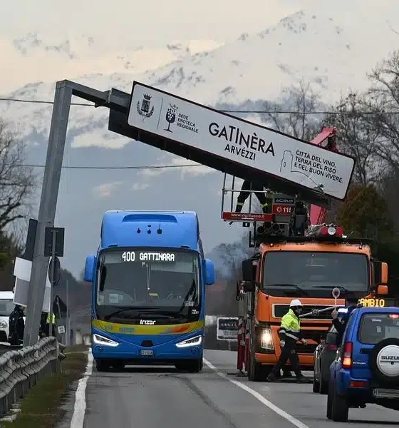 camion-gru portale gattinara