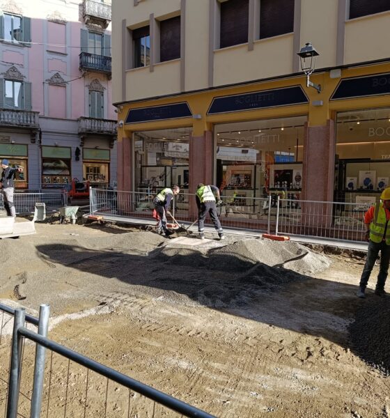Via Italia, con il cantiere davanti alla Fons Vitae "traslocano" i bus
