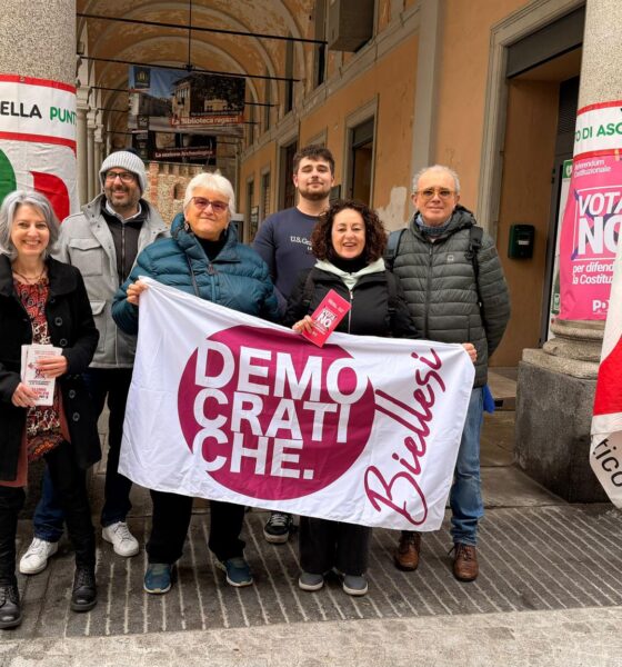 Volantinaggio del Pd in via Italia per dire No al referendum