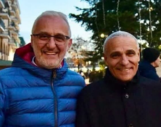 «Non ci dimettiamo e risponderemo martedì in consiglio comunale»