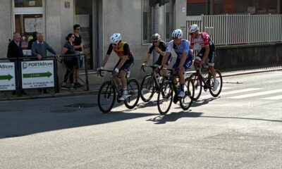Giro della Provincia, il passaggio dei ciclisti a Biella - FOTO e VIDEO