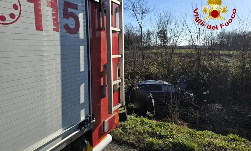 auto fuori strada