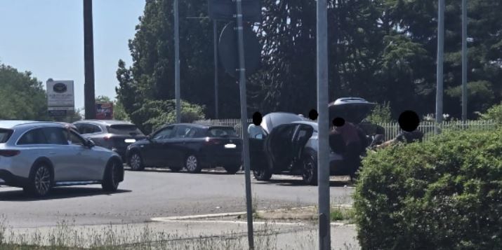 Trasportava ovuli di coca su un’auto a noleggio, arrestato
