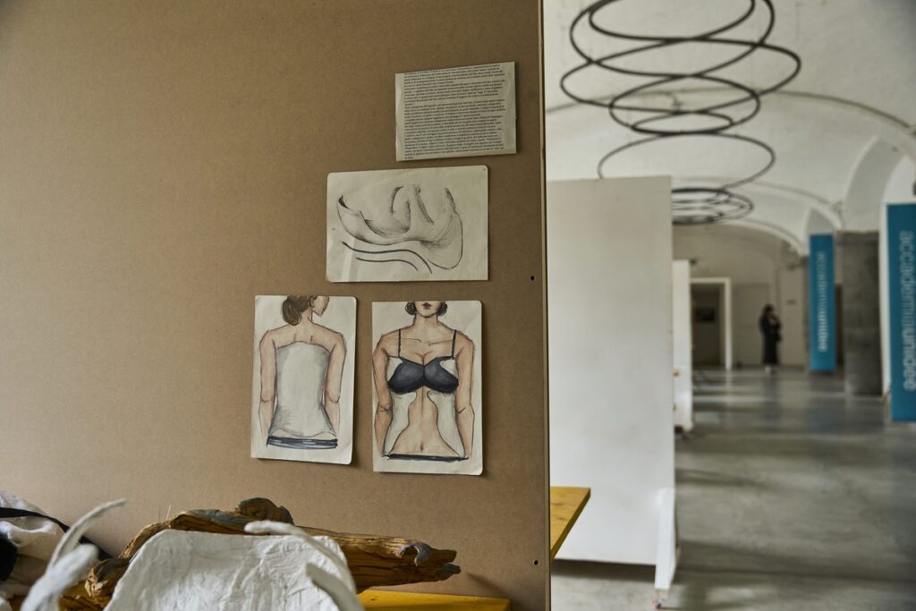 Alcune delle opere della mostra