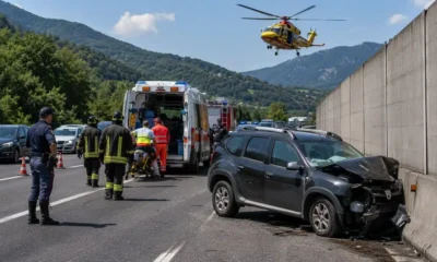 Auto si schianta contro il muro in autostrada, morto un 45enne