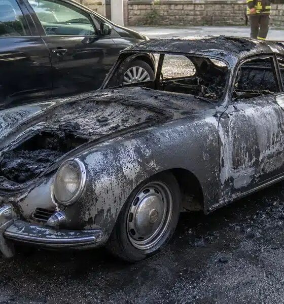noleggia un'auto d'epoca per il matrimonio dell'amico