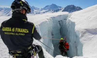 Precipita per trenta metri mentre sale alla Capanna Margherita