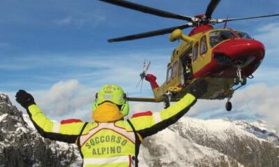 alpinista cade in parete