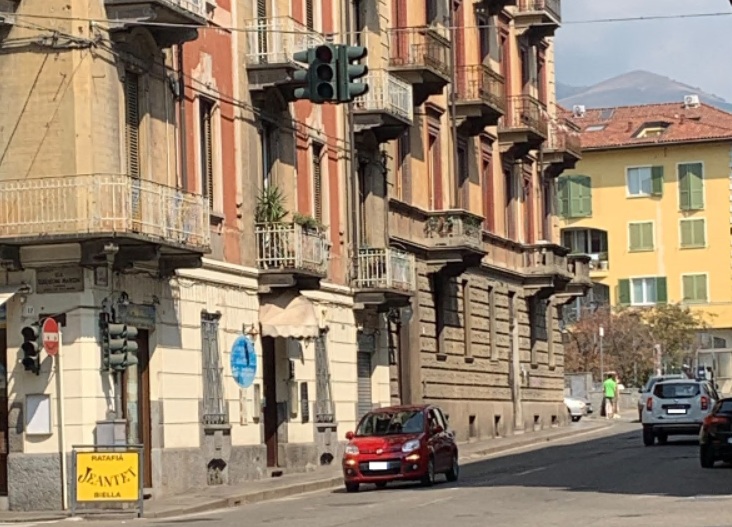 semafori spenti